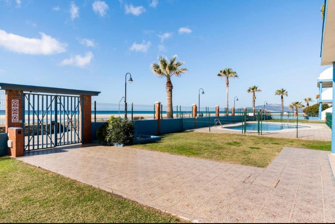 Apartamento La Tortuga II Beach Tarifa Esterno foto