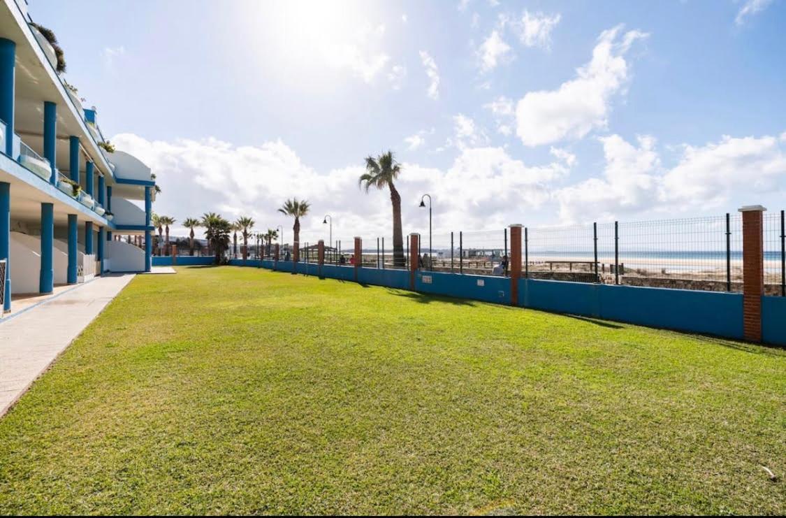 Apartamento La Tortuga II Beach Tarifa Esterno foto